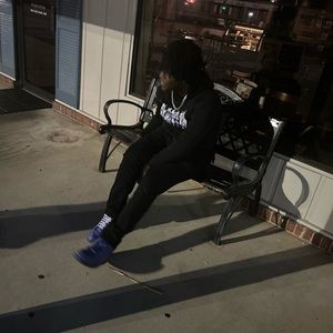 Meet your Posher, Christan